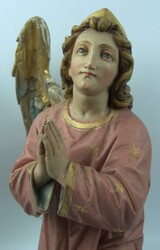Neoklassisimus Antike Engelsfigur, rosa Gewand mit gesteckten ...