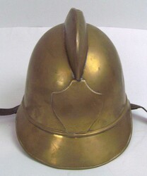 Feuerwehrhelm aus Messing, wohl ein französisches Modell.
