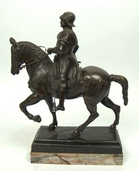Bronzefigur "Soldat auf Pferd", Reiterstandbild des Condottiere ...