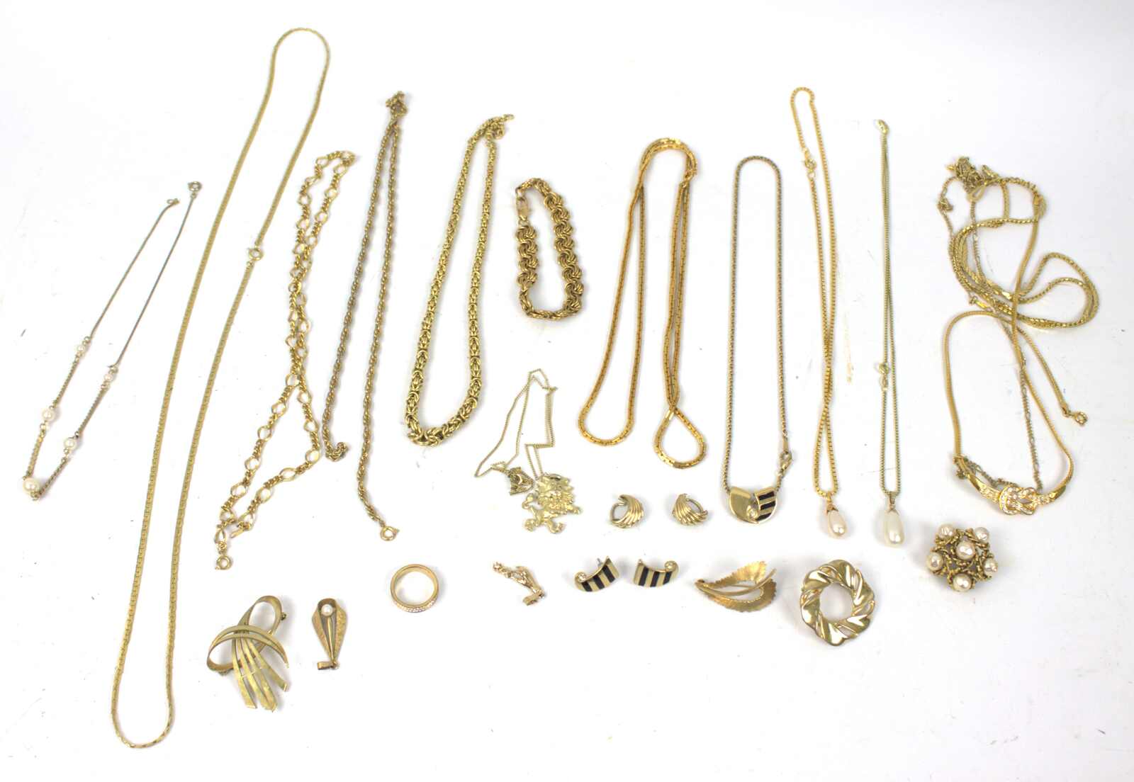 550: Jewellery