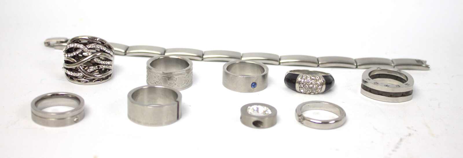 550: Jewellery