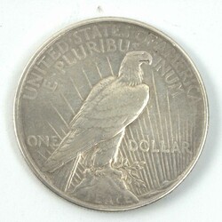 1 Silbereagle USA 1926. Erhaltung SAutomatically generated ...