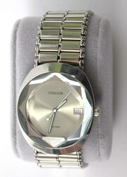 800.30: Watches, Wristwatches