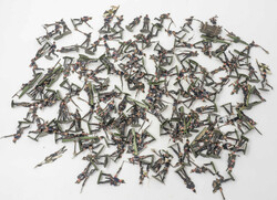 700.50: Tin soldiers