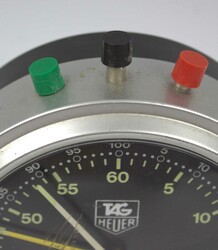 TAG HEUER Tischstoppuhr. Handaufzug, 3 Drücker (start, stop, ...