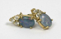 Earrings, 333 yellow gold, set with opal and cubic zirconia
