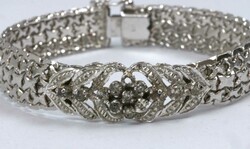Armband, 800er Silber, ein Stein fehlend. Länge ca. 19 cm  ...