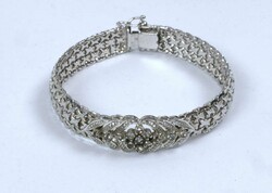 Armband, 800er Silber, ein Stein fehlend. Länge ca. 19 cm  ...