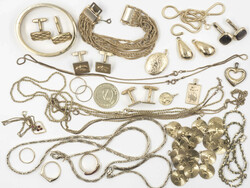 Lot vergoldeter Schmuck.