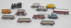 Märklin H0, Güterwagenzug, dabei Kranwagen, Kesselwagen, Schienen - ...