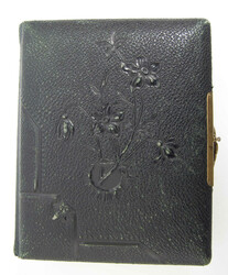 Historische Kabinettfotos im Lederalbum mit intaktem Zierverschluss, ...