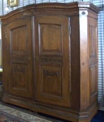Louis Seile (1760-1790) süddeutscher Schrank. Sehr viele ...