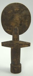 traditionelle hölzerne Fruchtbarkeitspuppe "Akuaba" Ashanti, Ghana. ...