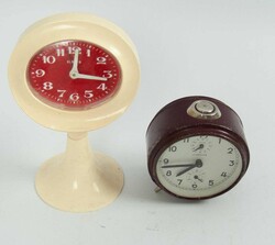 2 Vintage Wecker im Space Age Design aus den 1970er Jahren.  ...