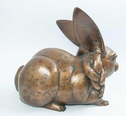 Gernot Rumpf *1941. Große Bronze Tierskulptur "Hase". Gegossene und ...