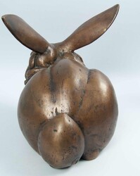Gernot Rumpf *1941. Große Bronze Tierskulptur "Hase". Gegossene und ...