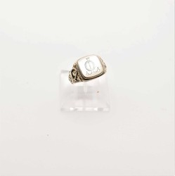 550.10: Schmuck, Ringe