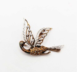 550.40: Schmuck, Broschen / Nadeln