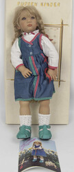Annette Himstedt – Puppen‑Kind „Üllwa“, 1999, ca. 62 cm, im ...