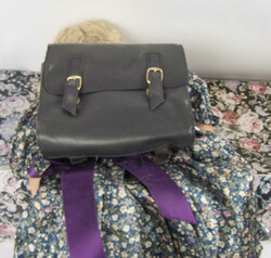 Rruth Treffeisen, ca. 80-90 cm lang, Blumenkleid, 1997.  ...