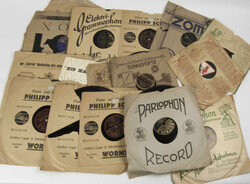 Lot Schelllackplatten, verschiedene Interpreten. Insgesamt 15 Stück. ...