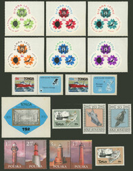 Large number of stamps, souvenir sheets and booklets, very thematic, ...