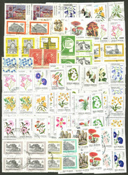 Over 140 used blocks of 4 of different basic sets, very little ...