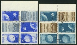 1957, Sateliten, zwei Kehrdruck-Sechserblocks, gestempelt, ungeknickt ...