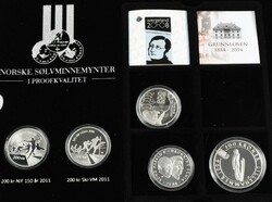 NORSKE SØLVMINNEMYNTER I PROOFKVALITET. Påbegynt samling á 27 ...