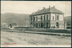 MJØNDALEN. Nærbilde av stasjonen (N. K. Nr. 203). Br. Kv. 1-2