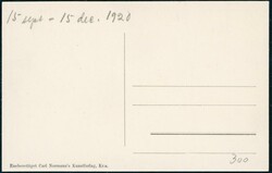 SAANER Station. Godt motiv med spredte mennesker på perrongen ...