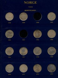 Samling 1 kr innsatt i Leuchtturm-album (Bind V) med kassett, også ...