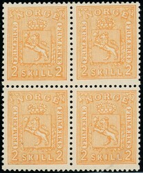 12. Pen fireblokk, med tre stk. **, og letthengslet merke nr. 4. God ...