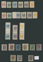 PRACTICALLY COMPLETE COLLECTION ON VARIO PAGES: 1920-21, over 100 ...