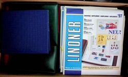 Karton mit 4 grossen und 5 kleinen Ringbinder, dazu 2 Ringbinder der ...