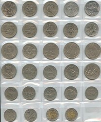 ca.1910/2000, 3 gr. gut gefüllte Alben mit Münzen aus aller Welt, ...