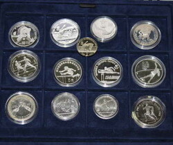 OLYMPIADE 1988: 2 Kassetten mit 41 Münzen mit Zertifikaten, meist ...