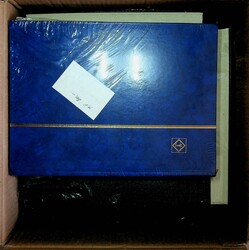 STECKBÜCHER, 11 dicke, noch originalverpackte Steckbücher