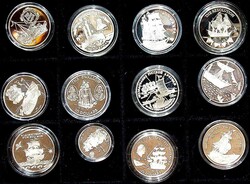 SCHIFFE: Kassette mit 43 Silbermünzen gekapselt in Holzkassette, ...