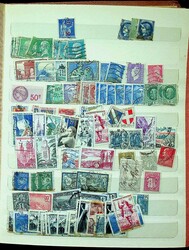 2565: フランス - Collections