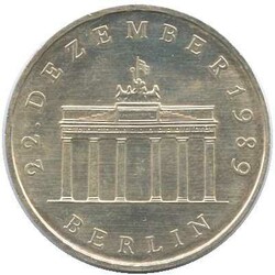 40.80.70: Europe - Germany - GDR