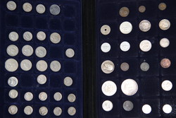 100.80.30: Multiple Lots - Coins - World Coins