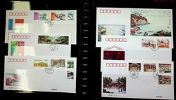 CHINA, 3 Ringbinder mit ca. 330 FDC`s aus den Jahren 1984-2017, dabei ...