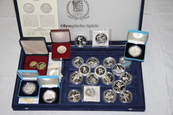 100.80.30: Multiple Lots - Coins - World Coins