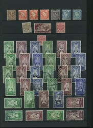 Ierland divers op insteekbladen w.o. betere zegels