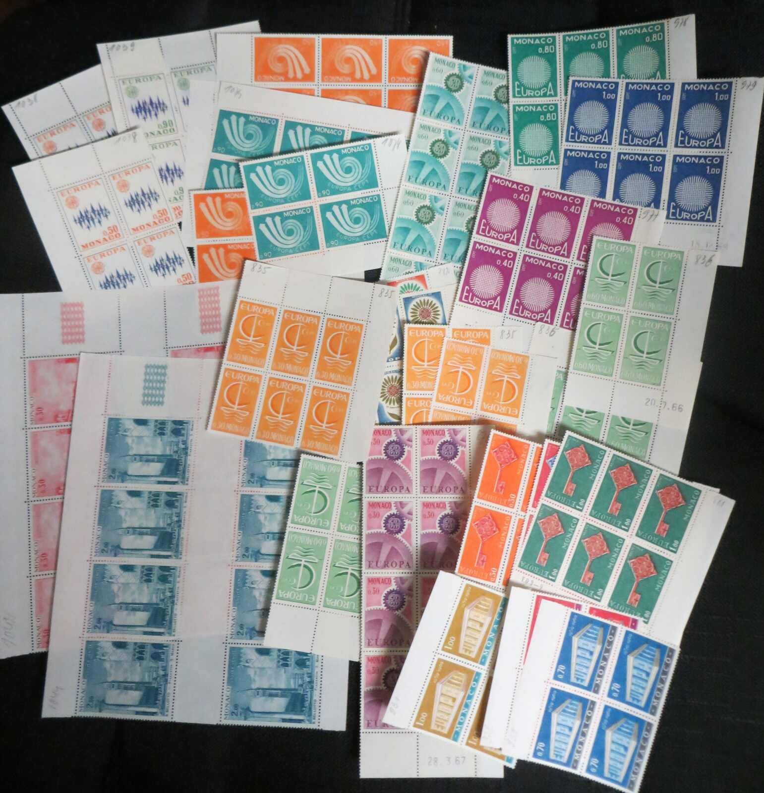 Image 3 for lot number 1225 for Götz 412nd. Auction