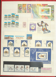 USBEKISTAN - 1992/2003, schöne ** Slg. der Neuheiten-Ausgaben in 2 ...