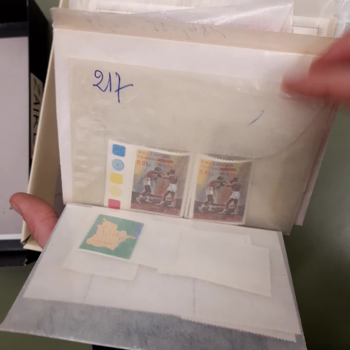 ZAIRE - ** Tütenlager mit versch. Ausg., kpl. Serien, einiges ...