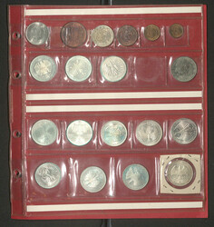 MÜNZEN - Sammlung im Karton, dabei u.a. Album mit Münzen ...