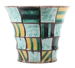220: Pottery, Stone Ware